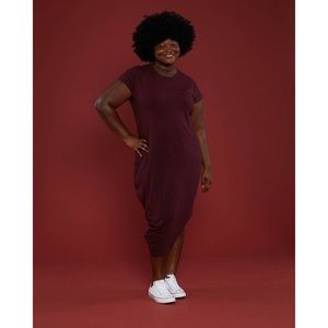 UNIVERSAL STANDARD Iconic Geneva Dress Black Cherry XL